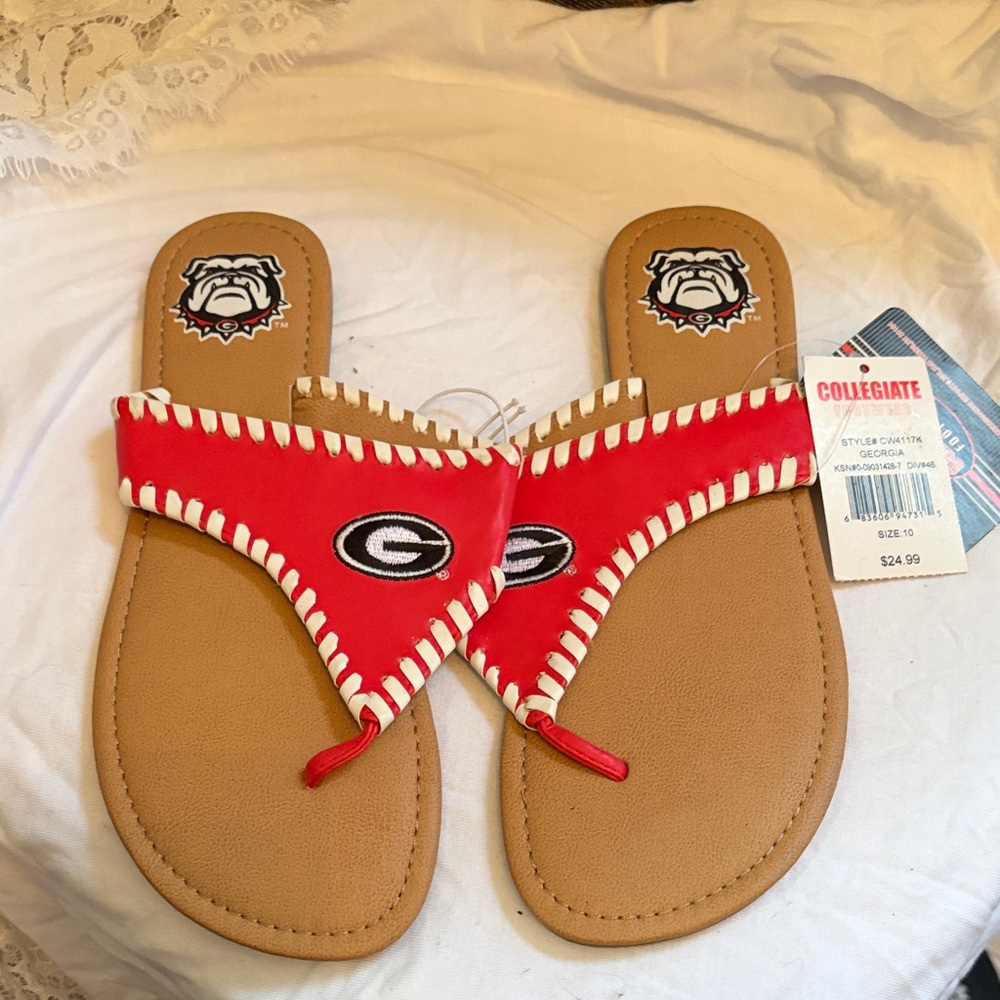 UGA SIZE 10 Red and Tan Collegiate Flip Flops